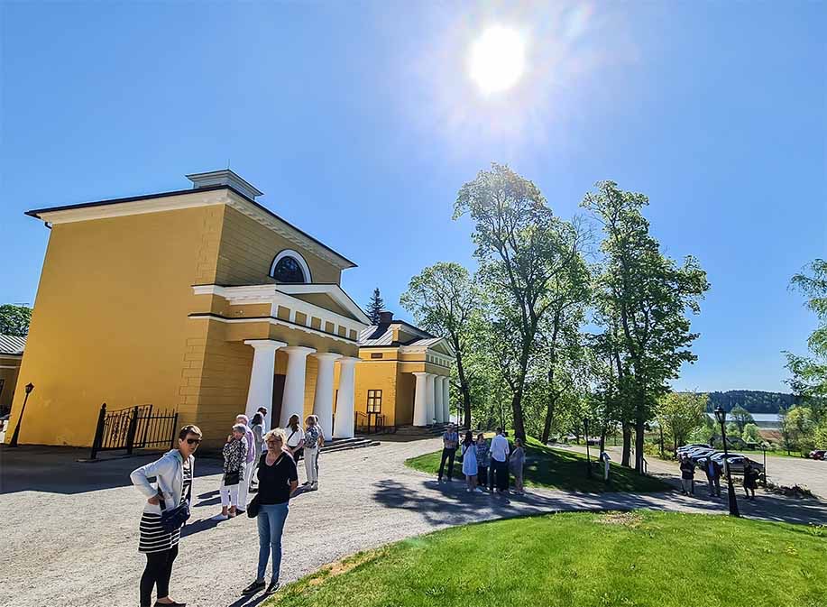 wiurila_pihalta